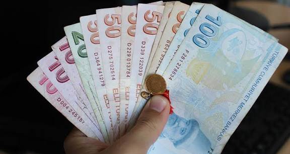 Ocak zammı için kritik eşik: Emekli ve memur maaşlarında ilk rakamlar ortaya çıktı 6